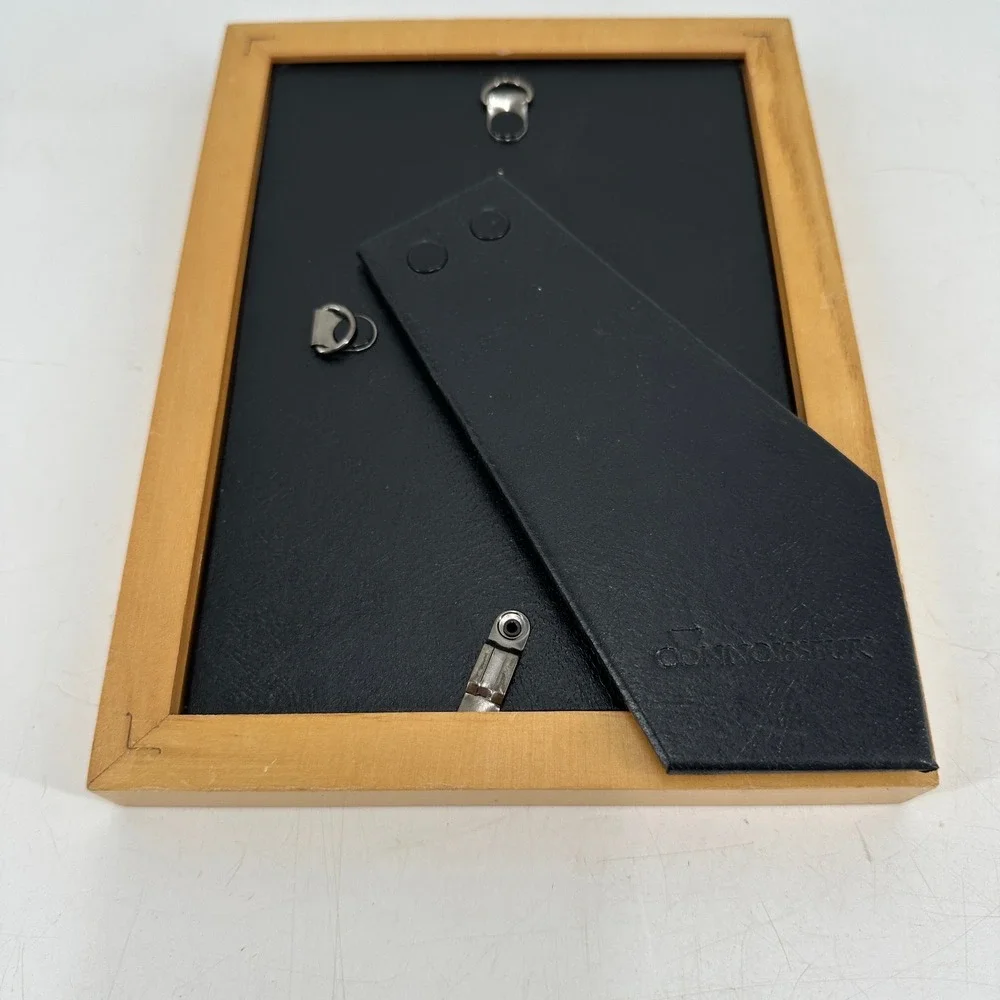 Connoisseur Light Wood Picture Frame with Cream Matting Tabletop Wall Mount